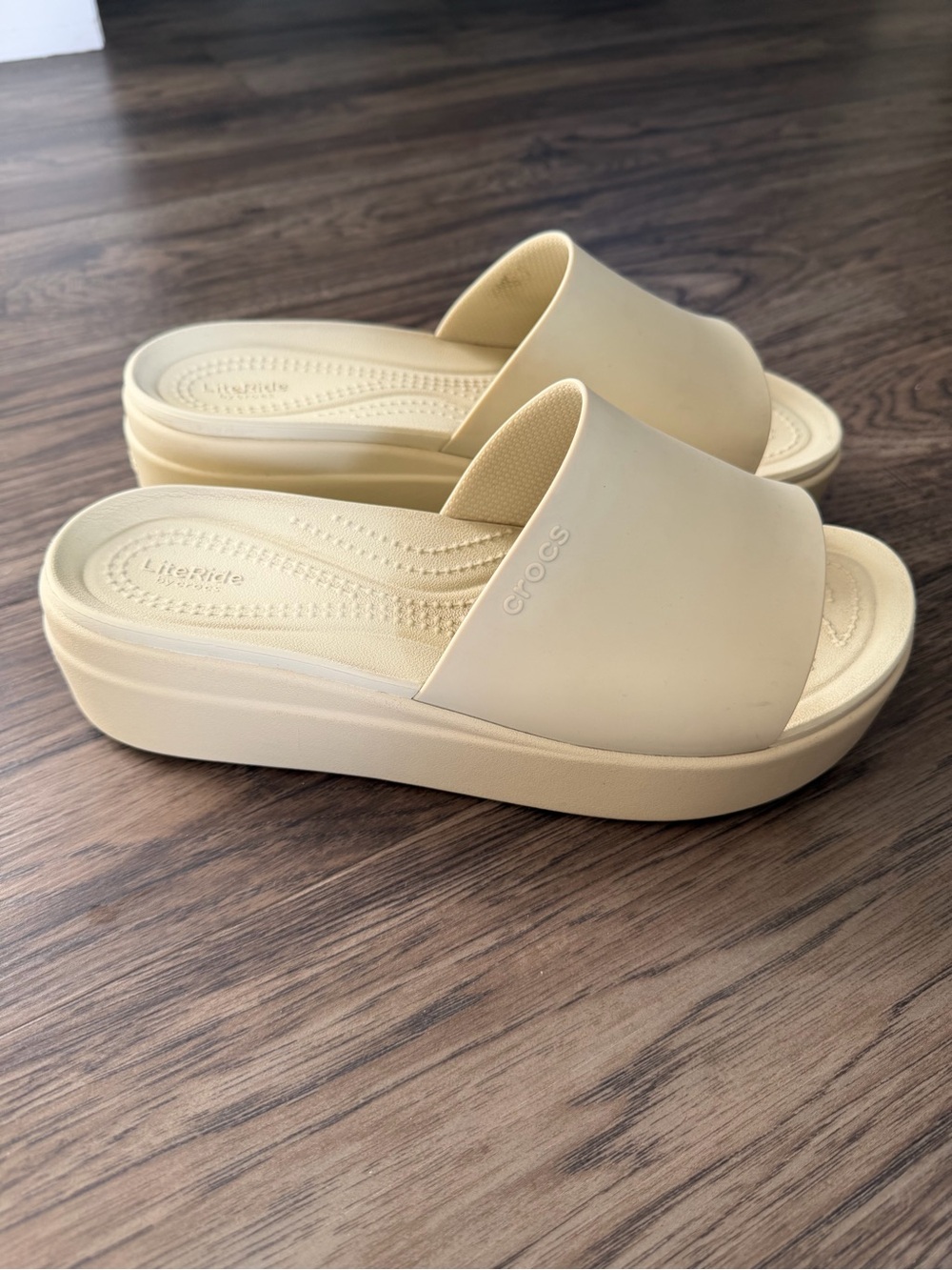 Crocs Neutral Cream Slide Sandals for Women